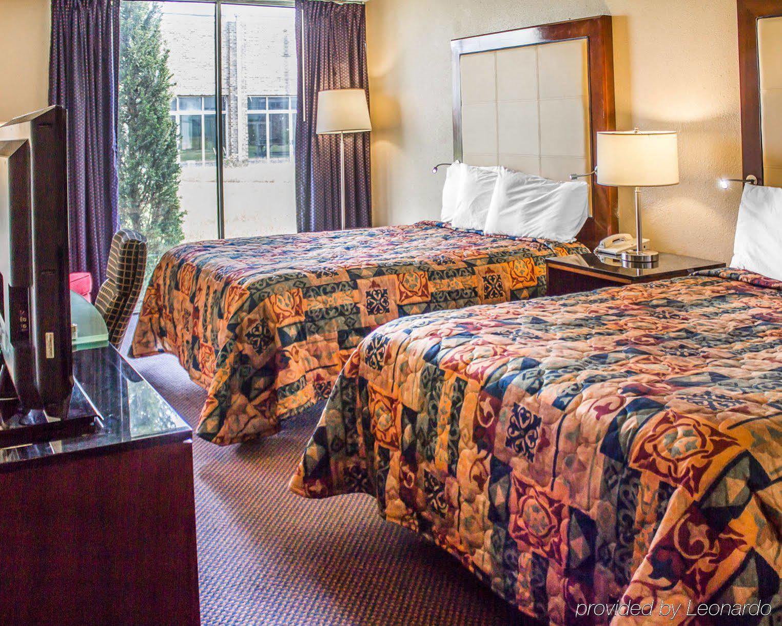 Days Inn Clearfield Buitenkant foto